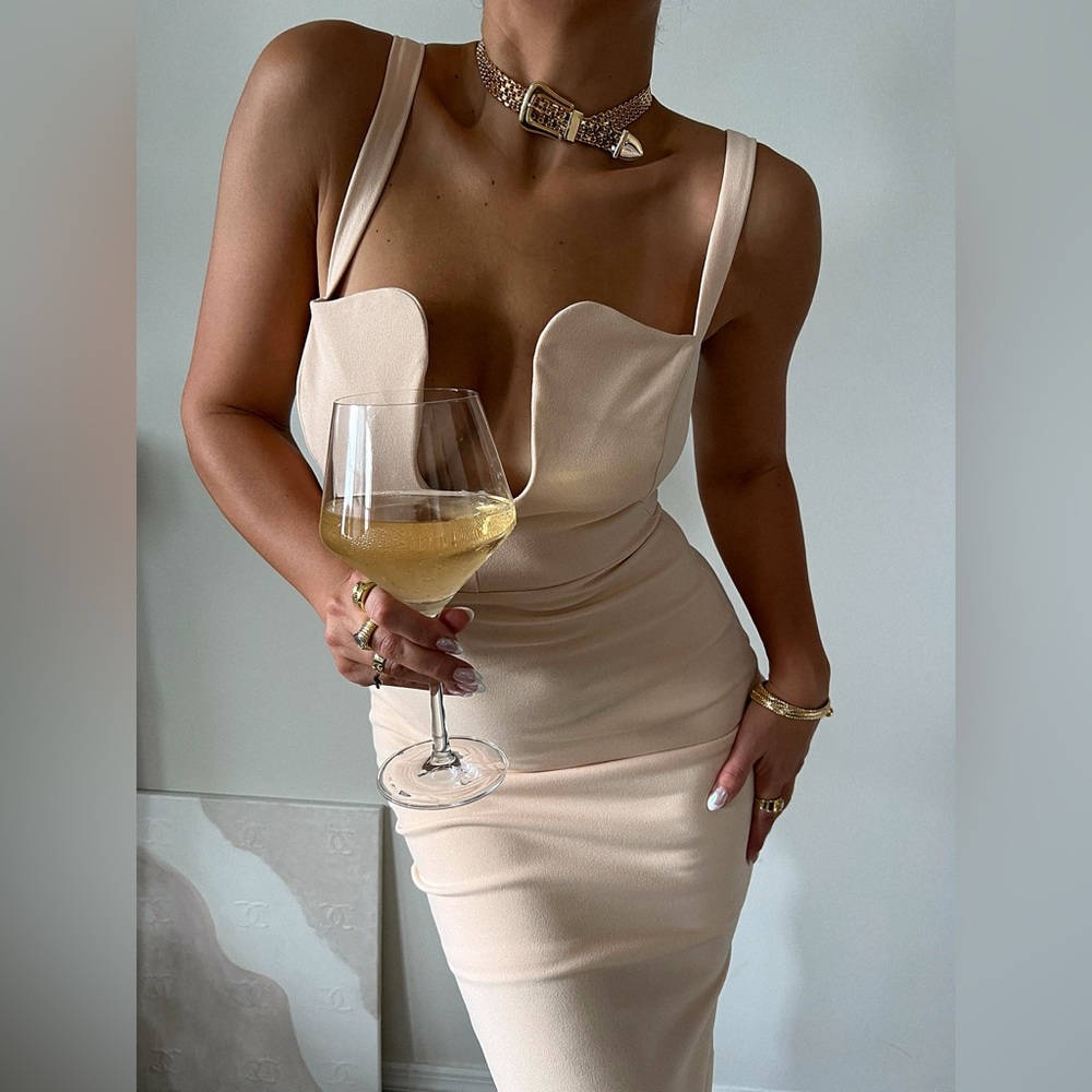 U-NECKLINE MAXI DRESS BEIGE
